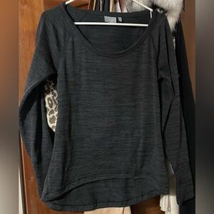 Euc Athleta Womens Black/GrayNo Sweatin
Sharkbite Pullover